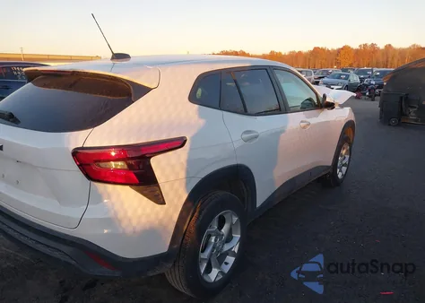 2025 Chevrolet Trax Fwd Ls из США, поврежденный, VIN KL77LFEP3SC150259